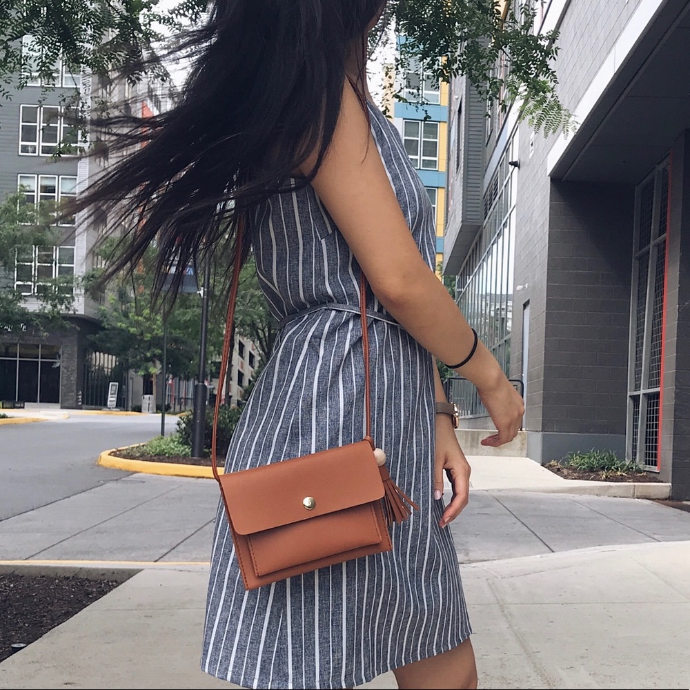 🆕 Florence - Cognac Slim Crossbody Bag - Picture 4 of 5